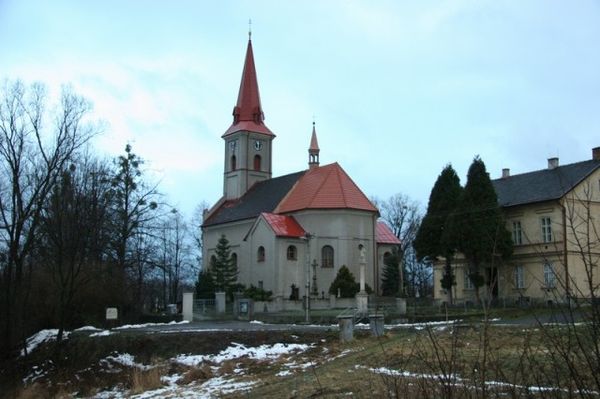 kostel Horní Domaslavice